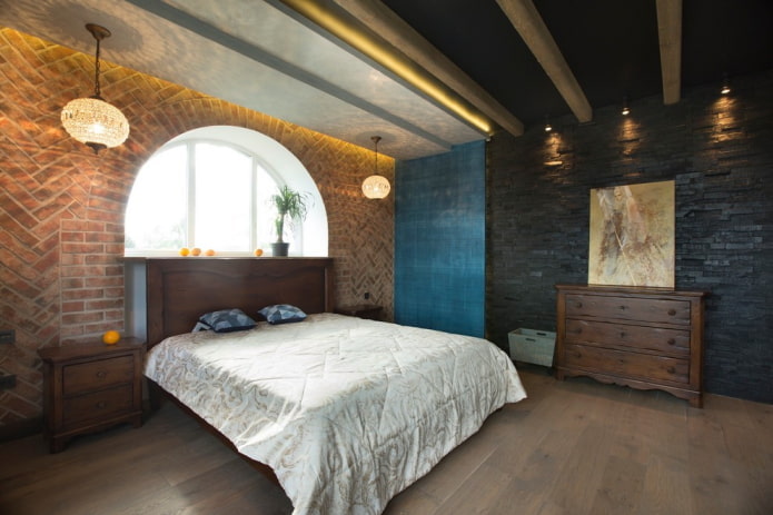 dekoracja sufitu w sypialni w stylu industrialnym