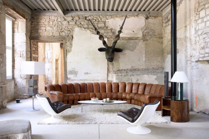 skórzana sofa