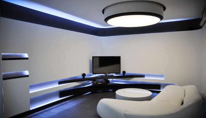 high-tech w salonie