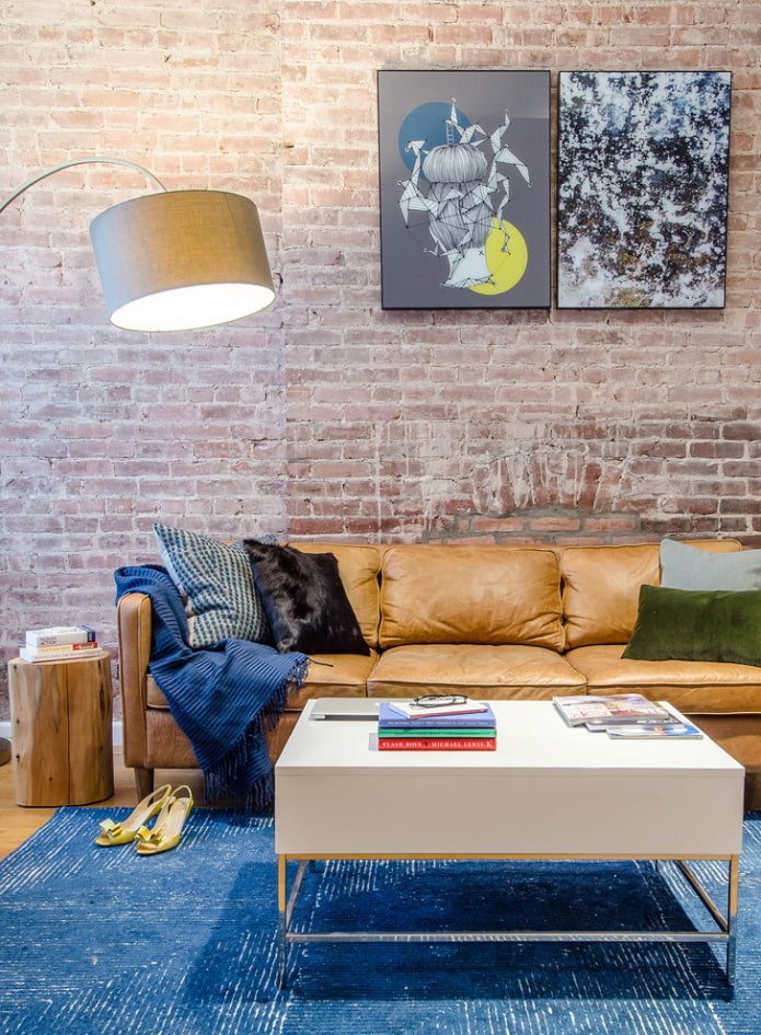 stolik kawowy we wnętrzu w stylu loft styl loft