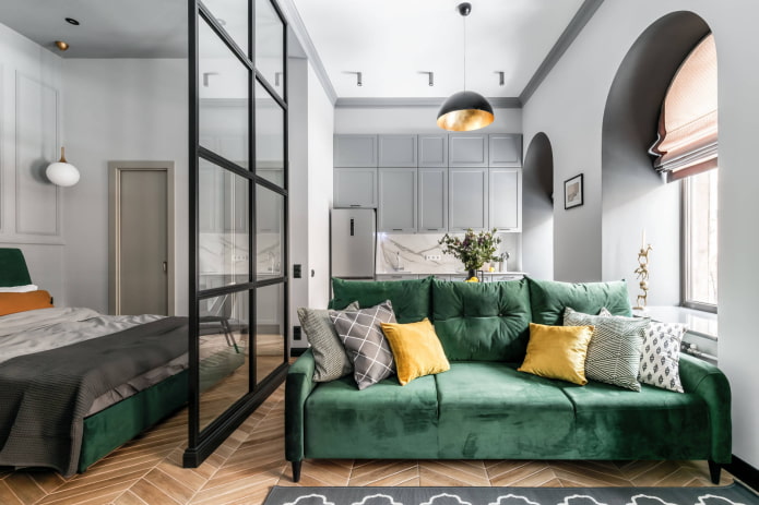 sofa w kuchni-salonie