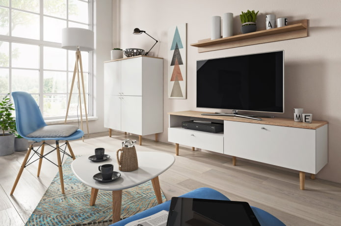 Stolik pod TV we wnętrzu w stylu skandynawskim
