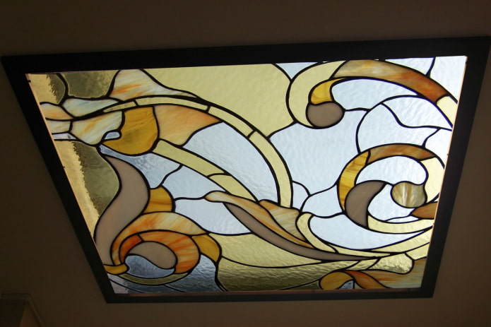 projekt sufitu witrażowego tiffany