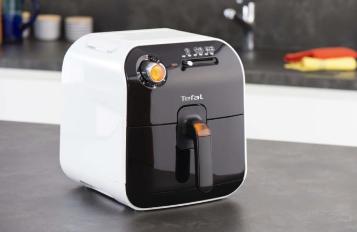 Kompaktowy multicooker