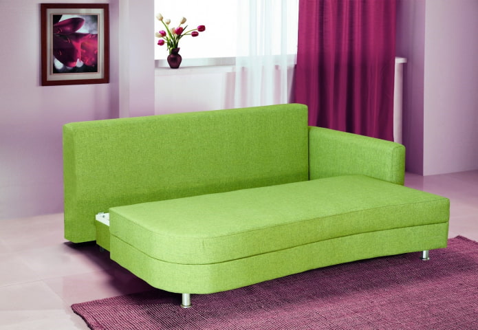 zielona sofa eurobook we wnętrzu