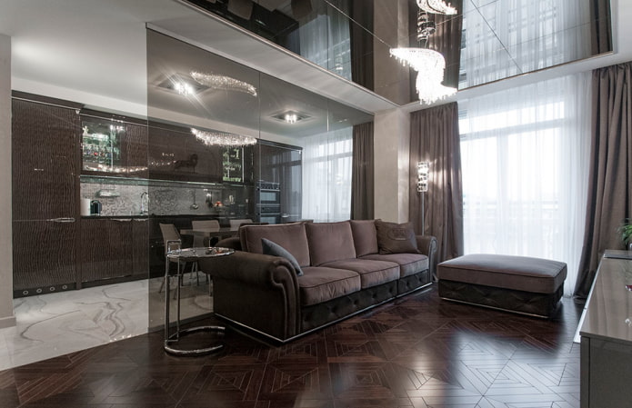 lustra sufit w salonie